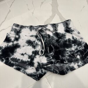 Tie-Dye Black and White Women's Shorts